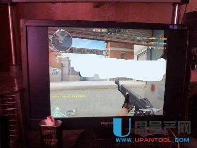 怎么修复Win8系统玩CF(穿越火线)两边出现黑