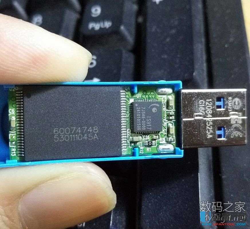 u盘修复_u盘修复工具下载 u盘修复工具哪_u盘不显示如何修复